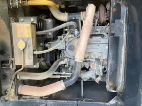 Buy Kato HD512-6 Used Excavator / 7 Buy Kato HD512-6 Used Excavator / 7
