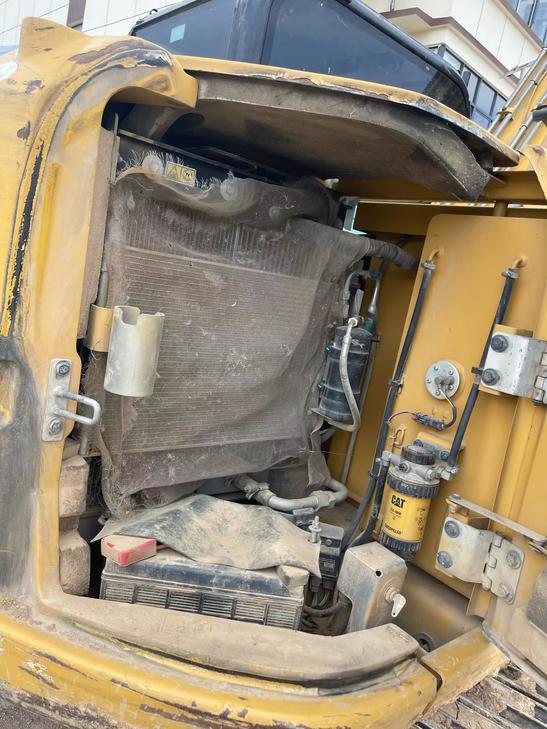 Buy Caterpillar 307B Used Excavator / 1