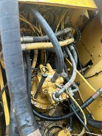 Buy Caterpillar 320C Used Excavator / 2 Buy Caterpillar 320C Used Excavator / 2