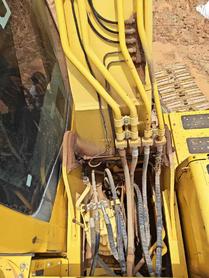 Buy Komatsu PC240-6 Used Excavator / 4 Buy Komatsu PC240-6 Used Excavator / 4