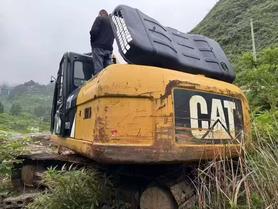 Buy Caterpillar 320D Used Excavator / 3 Buy Caterpillar 320D Used Excavator / 3