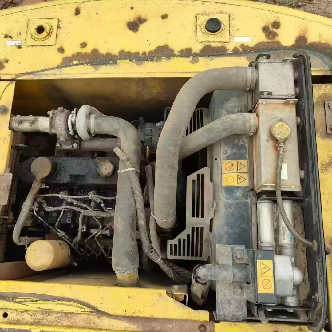 Buy Kobelco SK130 Used Excavator / 3