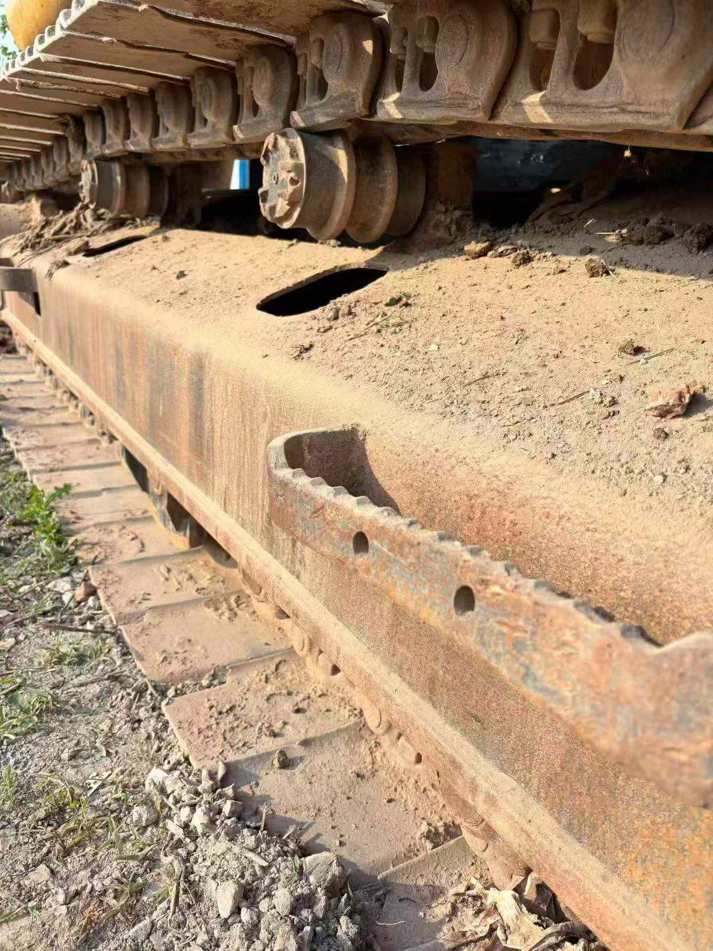 Buy Caterpillar 323 Used Excavator / 9