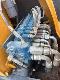 Buy Hyundai HX60 Used Excavator / 3 Buy Hyundai HX60 Used Excavator / 3