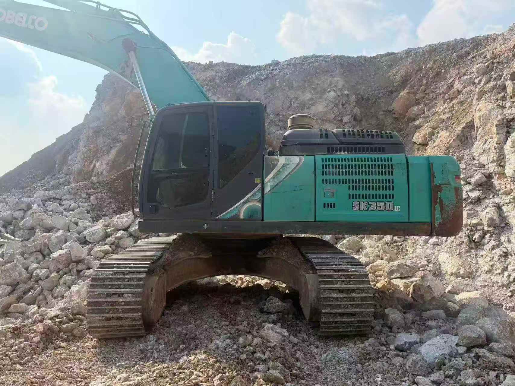 Buy Kobelco SK350-8 Used Excavator / 2