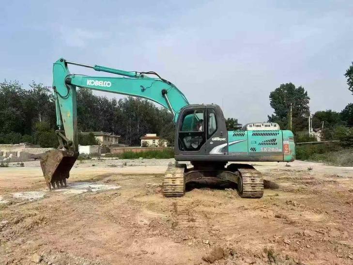 Buy Kobelco SK250 Used Excavator / 1