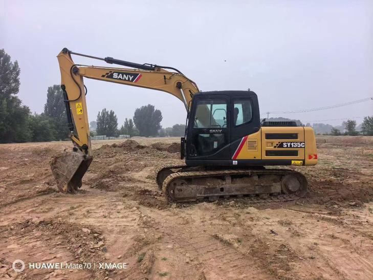 Buy Sany SY135 Used Excavator / 1