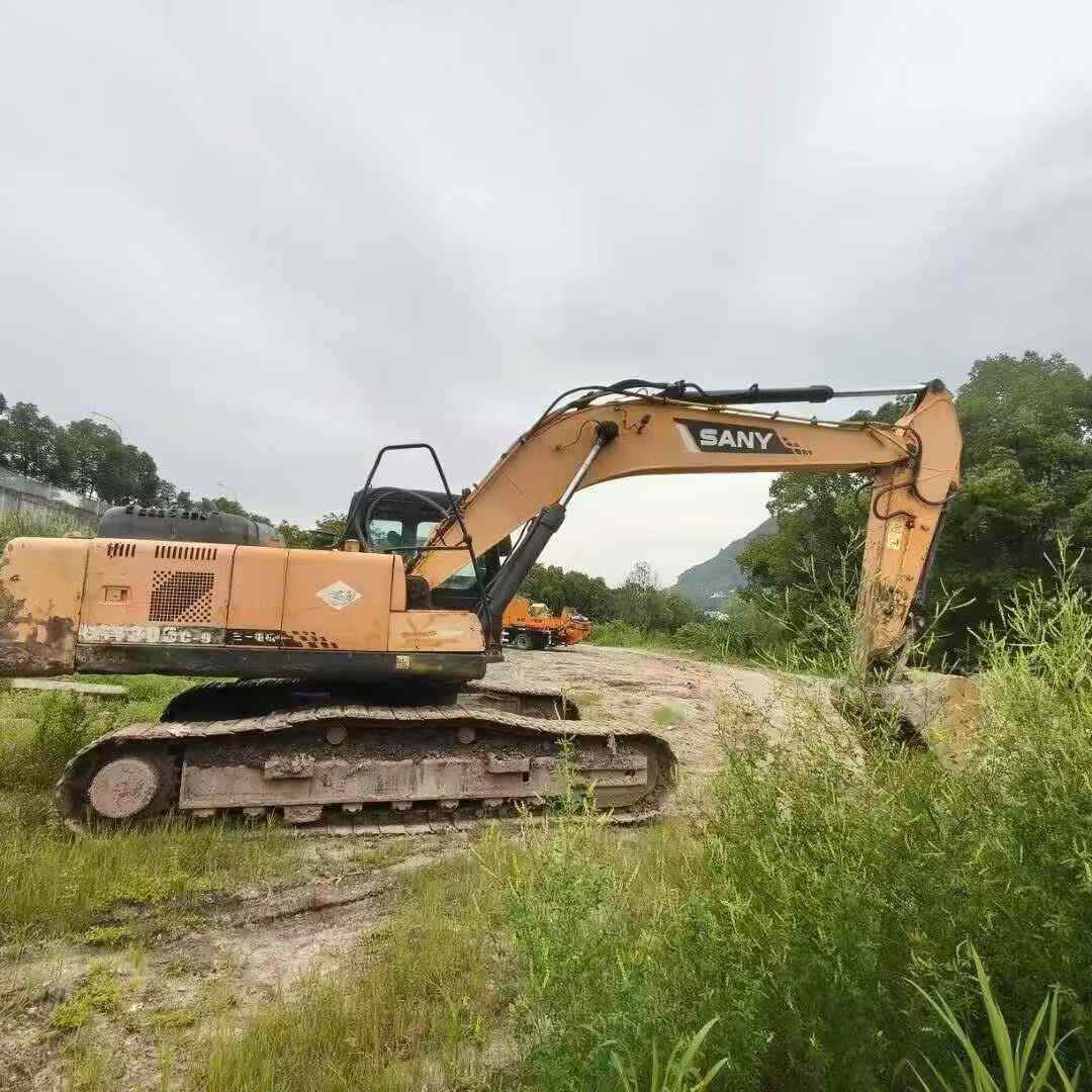 Buy Sany SY265C Used Excavator / 2