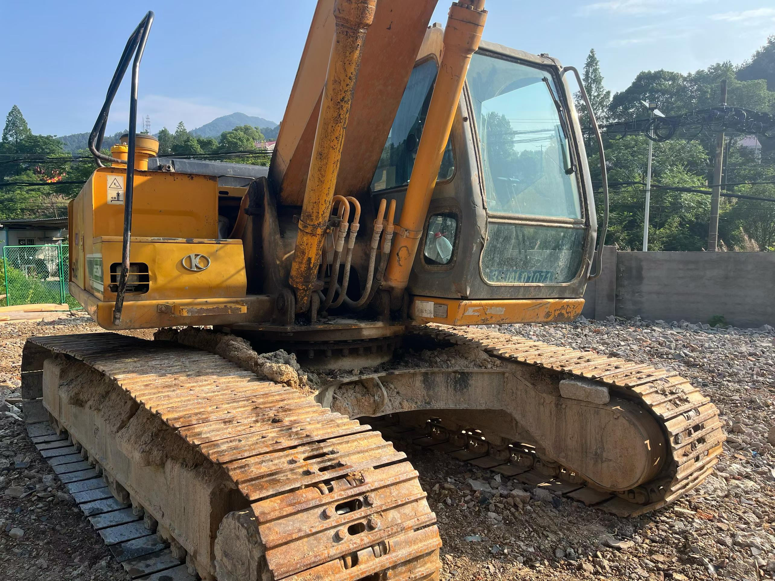 Buy Kato HD820R Used Excavator / 7
