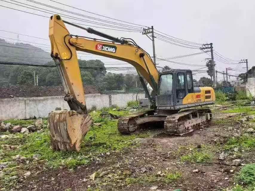 Buy XCMG XE270DK Used Excavator / 3