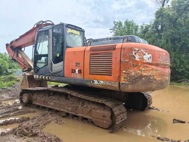 Buy Hitachi EX240-3 Used Excavator / 1