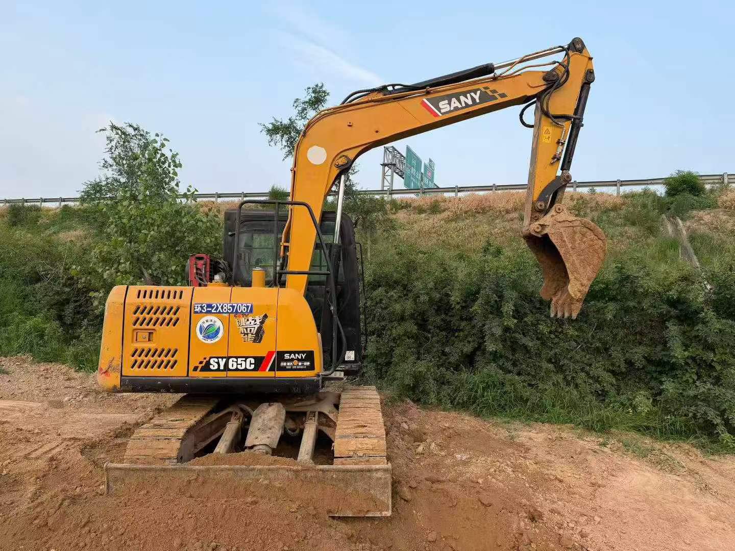 Buy Sany SY65C Used Excavator / 3