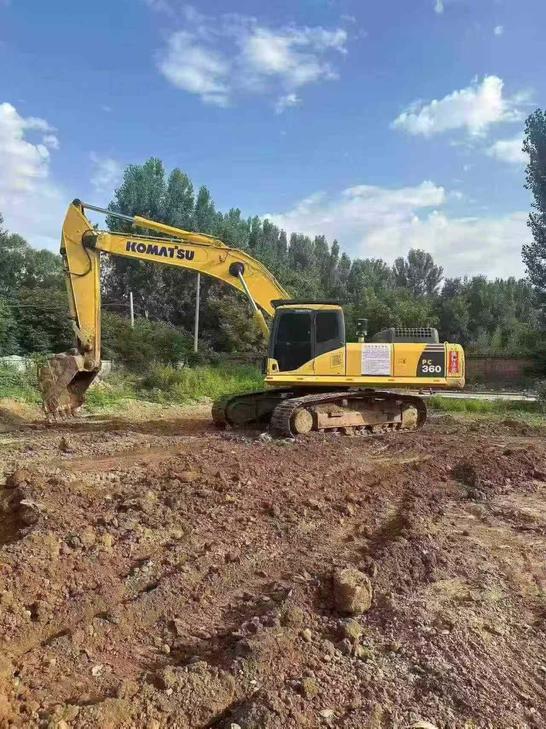 Buy Komatsu PC360-7 Used Excavator / 1
