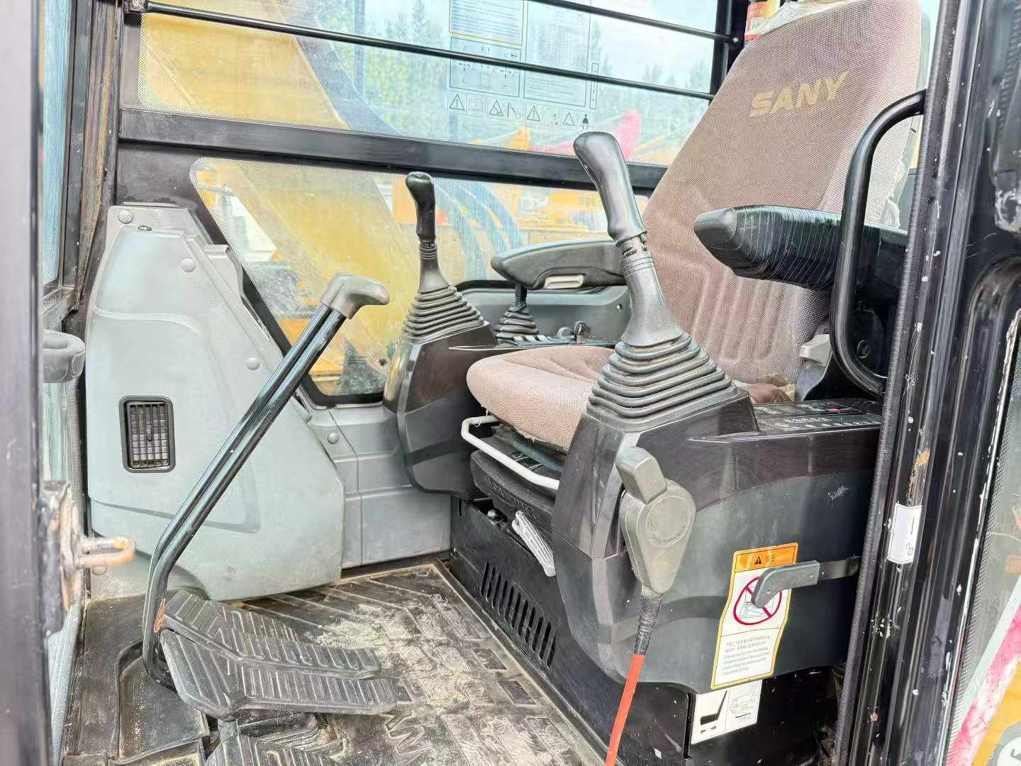 Buy Sany SY75 Used Excavator / 9