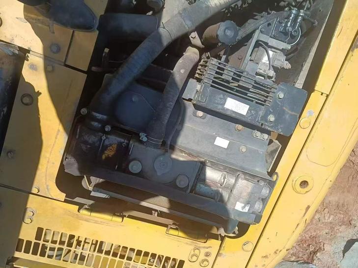 Buy Komatsu PC130-7 Used Excavator / 1
