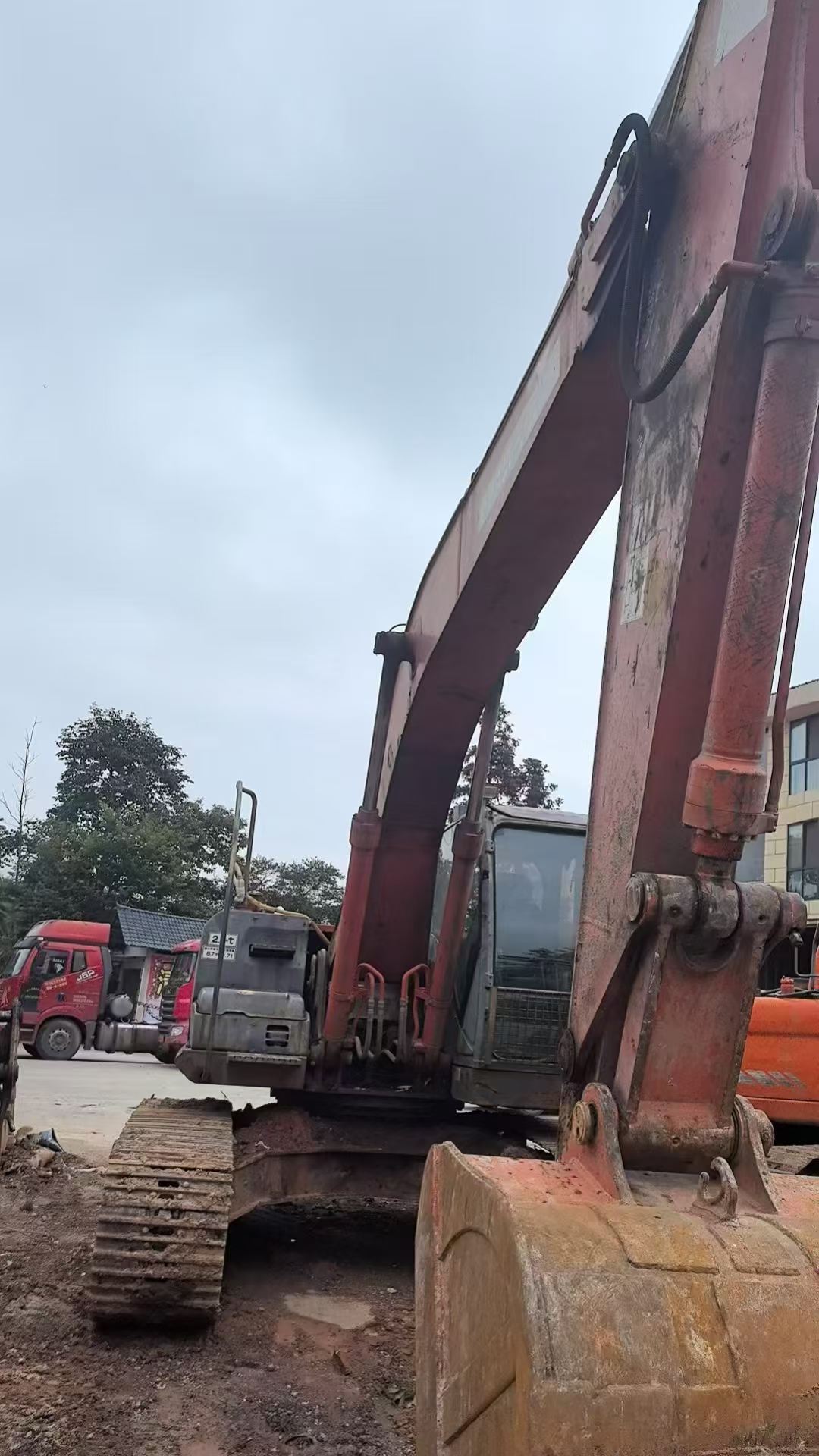 Buy Hitachi EX210-5 Used Excavator / 2