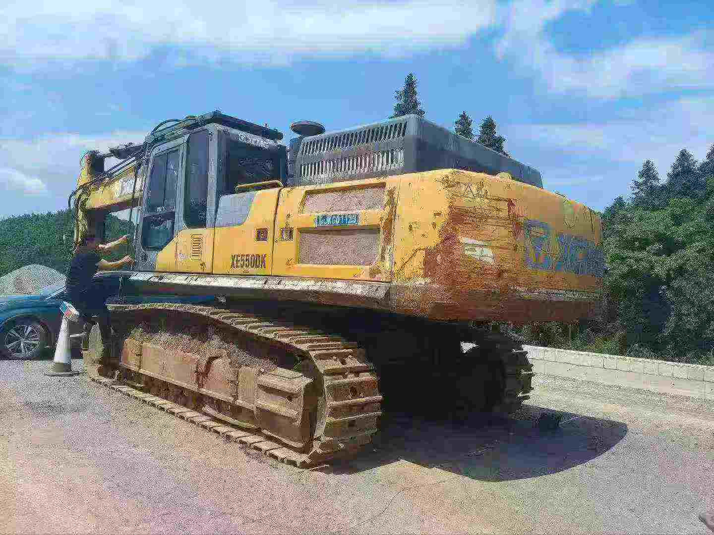 Buy XCMG XE490D Used Excavator / 4
