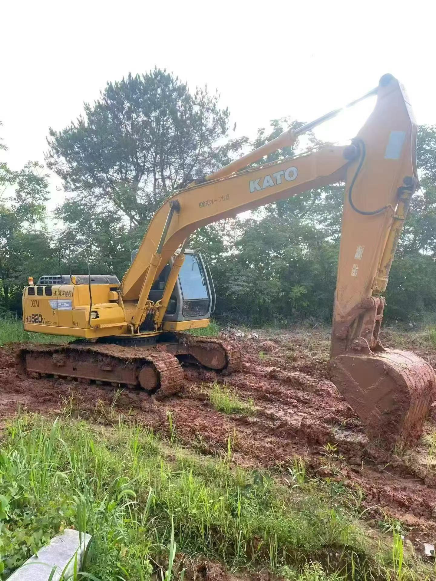 Buy Kato HD820V Used Excavator / 3