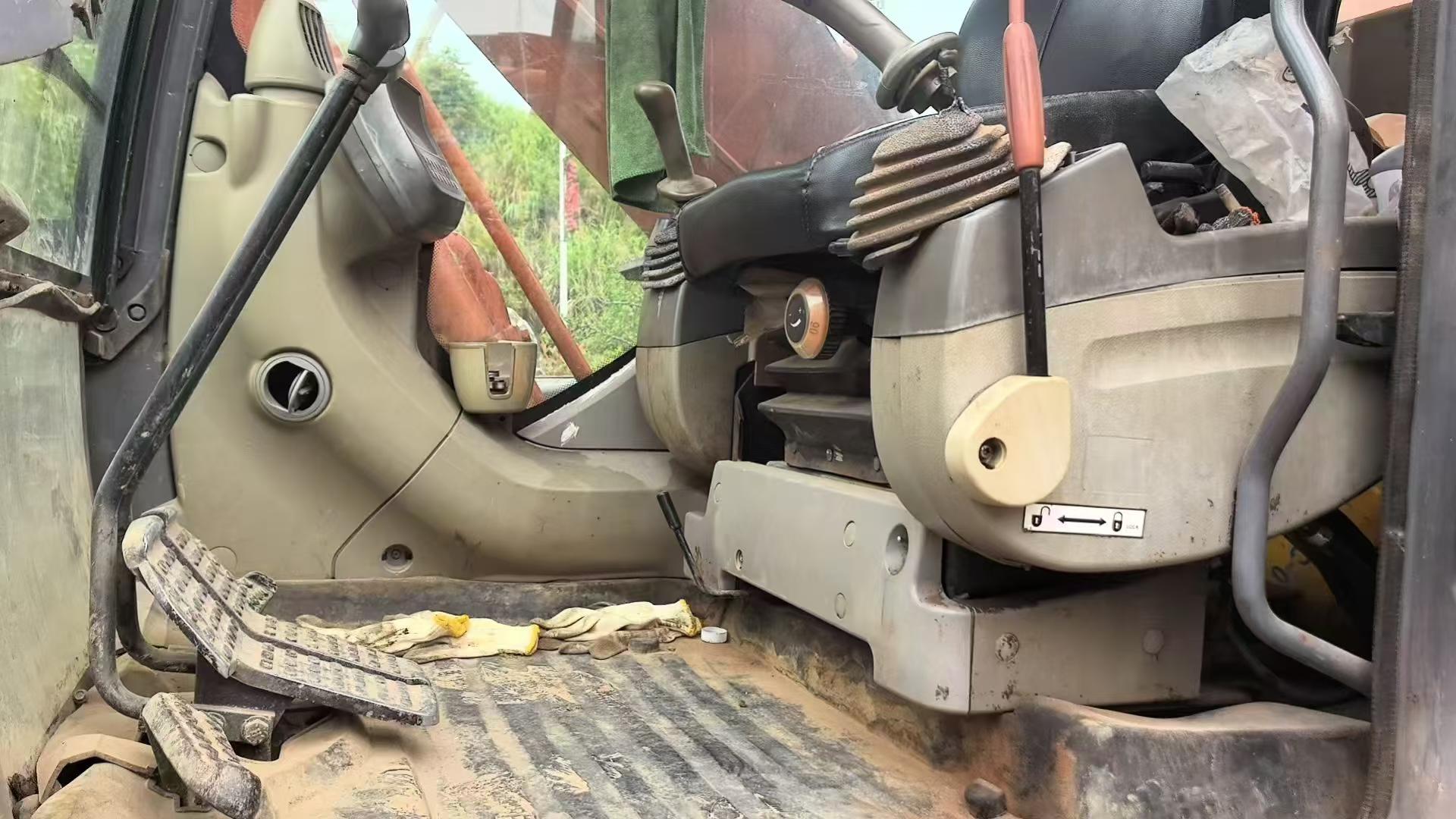 Buy Hitachi EX210-5 Used Excavator / 6 Buy Hitachi EX210-5 Used Excavator / 6