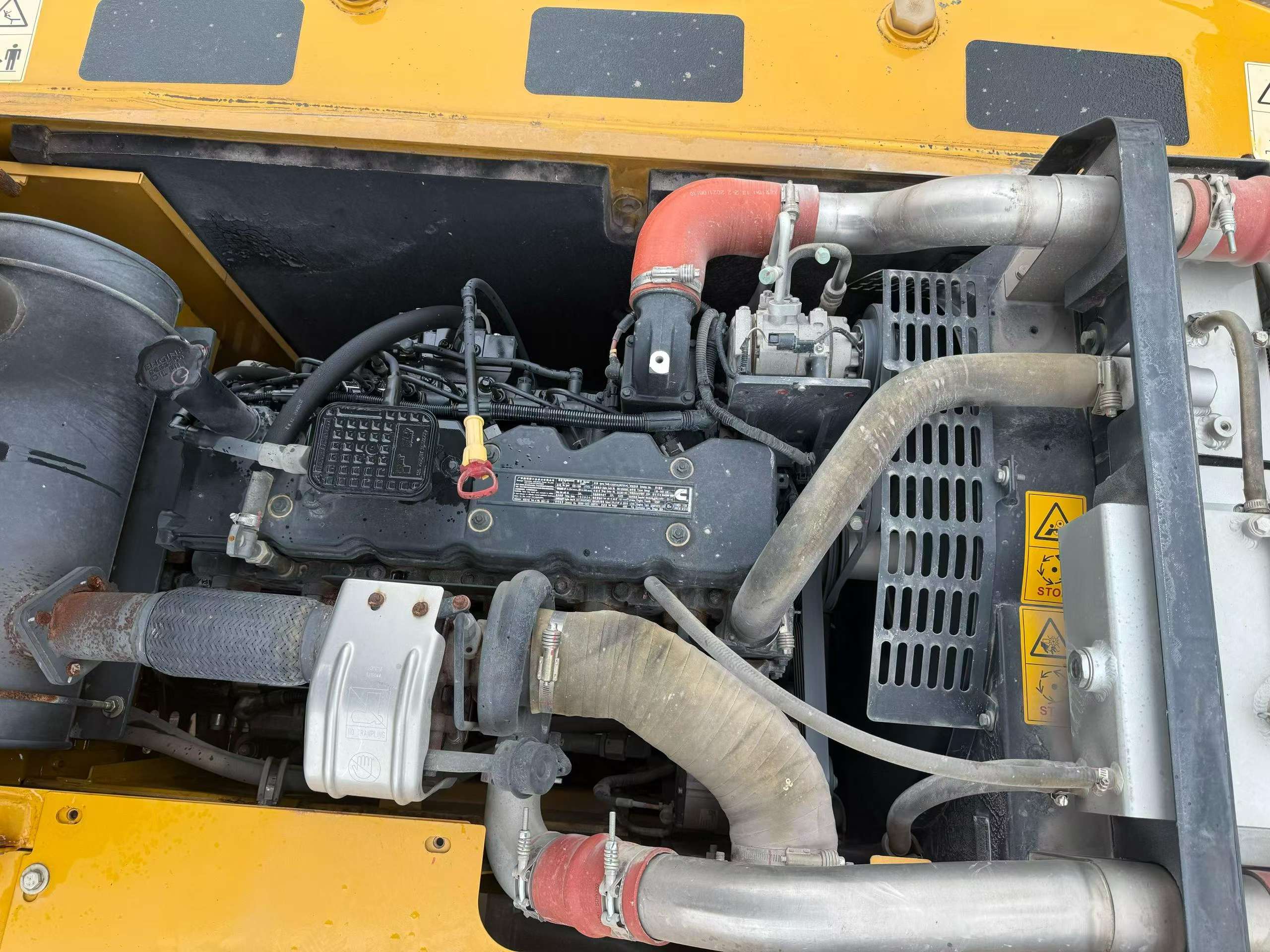 Buy XCMG XE200DA Used Excavator / 4