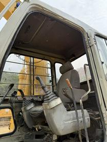 Buy Kato HD510 Used Excavator / 3 Buy Kato HD510 Used Excavator / 3