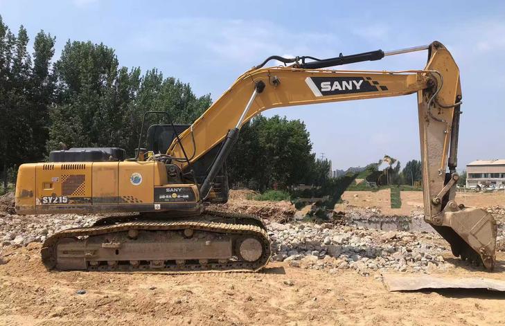Buy Sany SY205C Used Excavator / 1