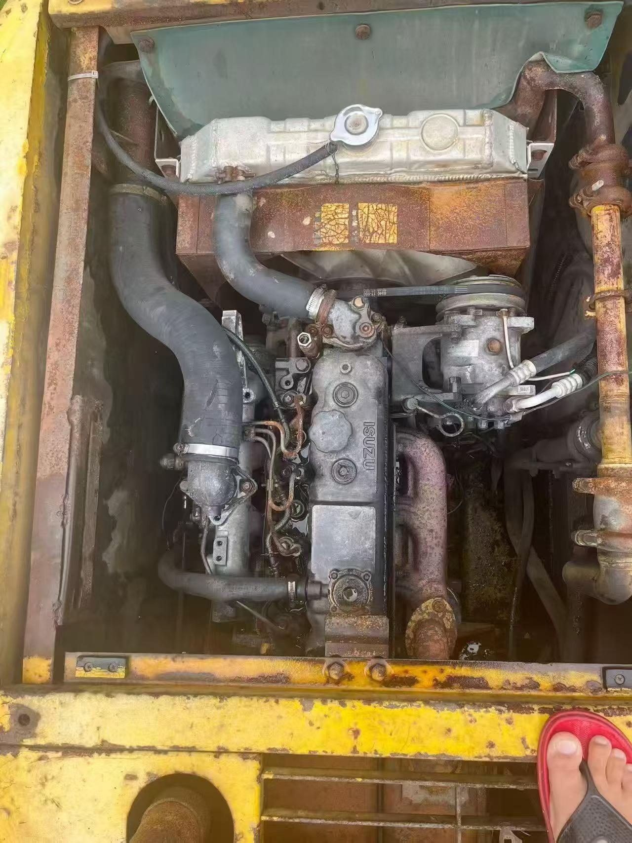 Buy Kato HD307 Used Excavator / 4