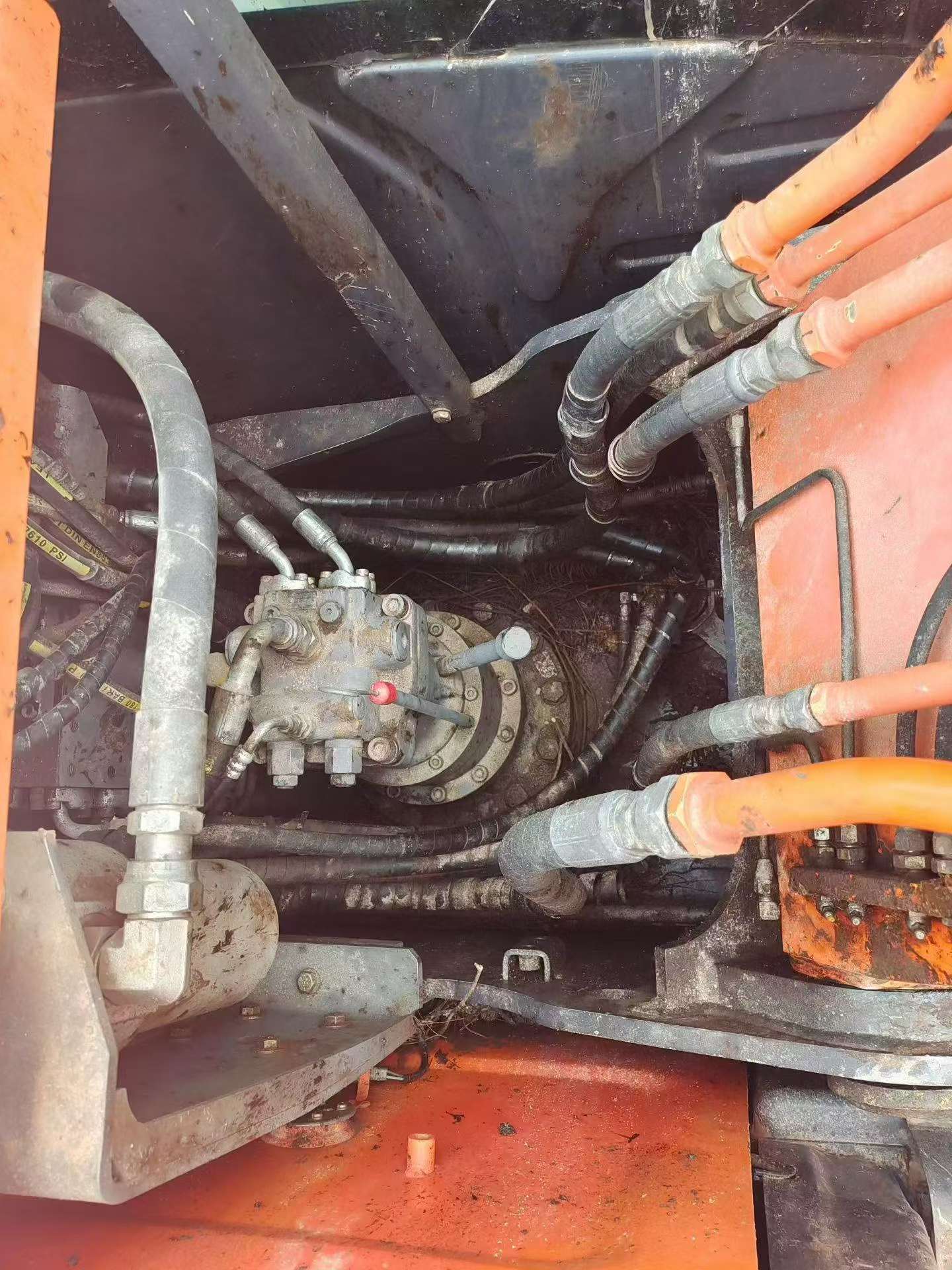 Buy Hitachi EX130 Used Excavator / 8