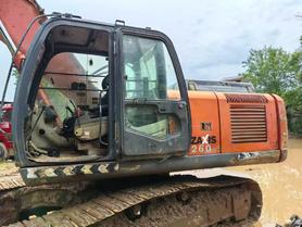 Buy Hitachi EX240-3 Used Excavator / 3 Buy Hitachi EX240-3 Used Excavator / 3