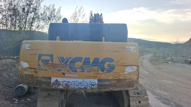 Buy XCMG XE470 Used Excavator / 1