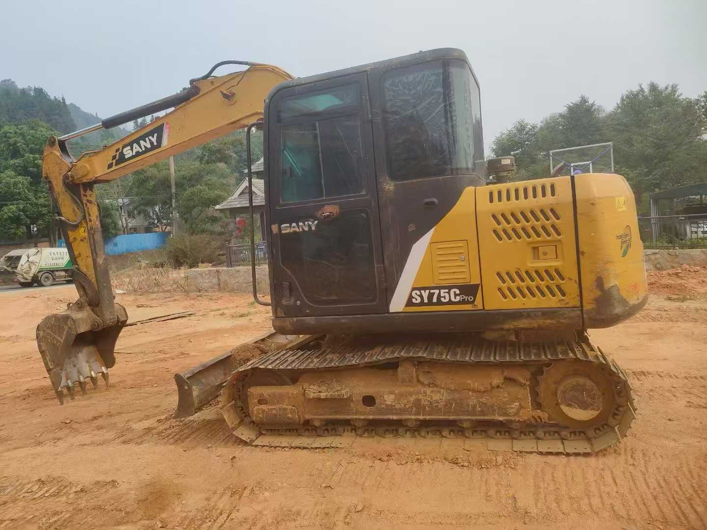 Buy Sany SY75 Used Excavator / 5