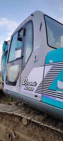 Buy Kobelco SK200-6 Used Excavator / 4 Buy Kobelco SK200-6 Used Excavator / 4
