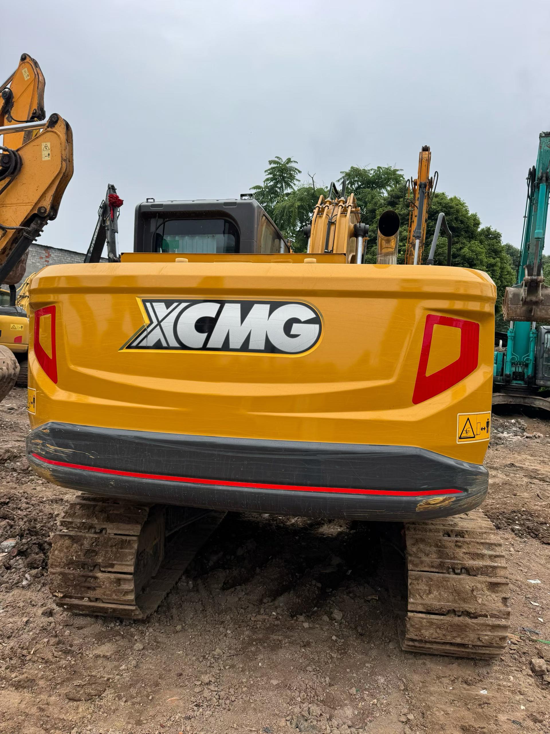 Buy XCMG XE135B Used Excavator / 3