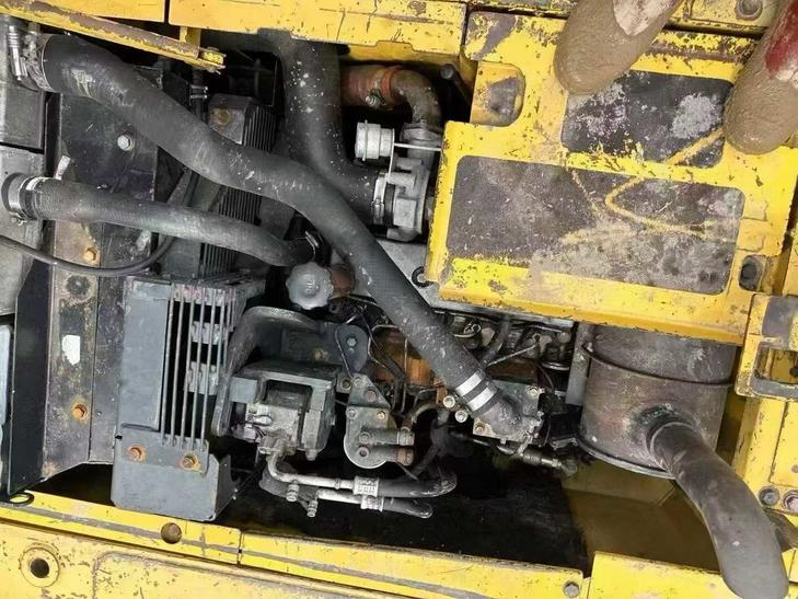 Buy Komatsu PC130-7 Used Excavator / 1