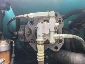 Buy Kobelco SK200 Used Excavator / 5 Buy Kobelco SK200 Used Excavator / 5