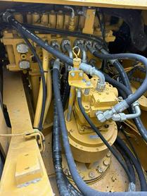 Buy Caterpillar 330B Used Excavator / 7 Buy Caterpillar 330B Used Excavator / 7