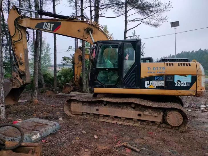 Buy Caterpillar 320D Used Excavator / 1