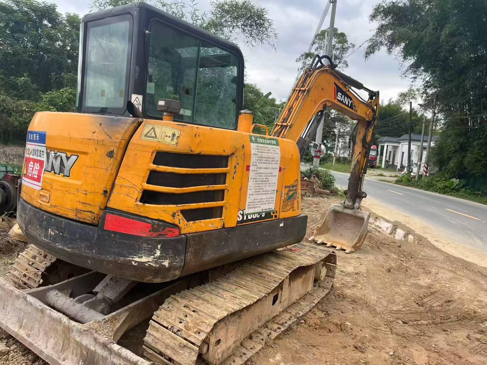 Buy Sany SY60 Used Excavator / 3