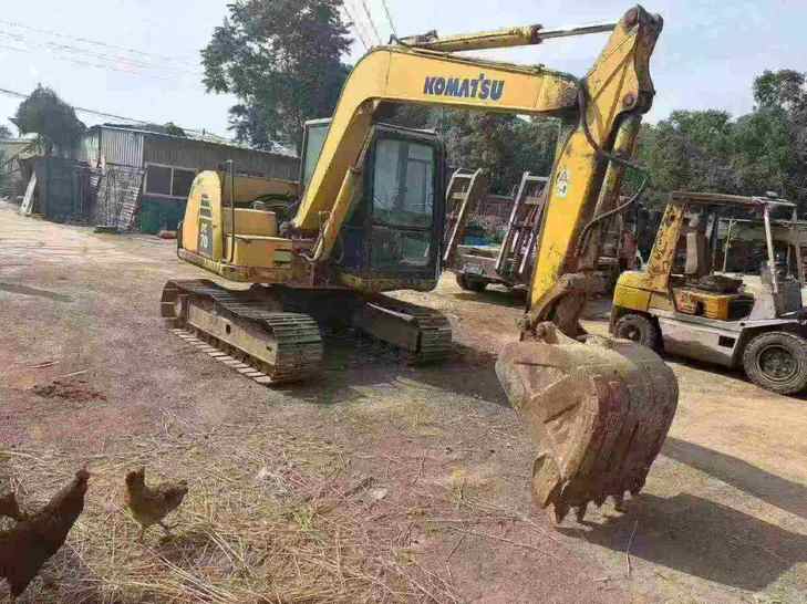 Buy Komatsu PC70-8 Used Excavator / 1