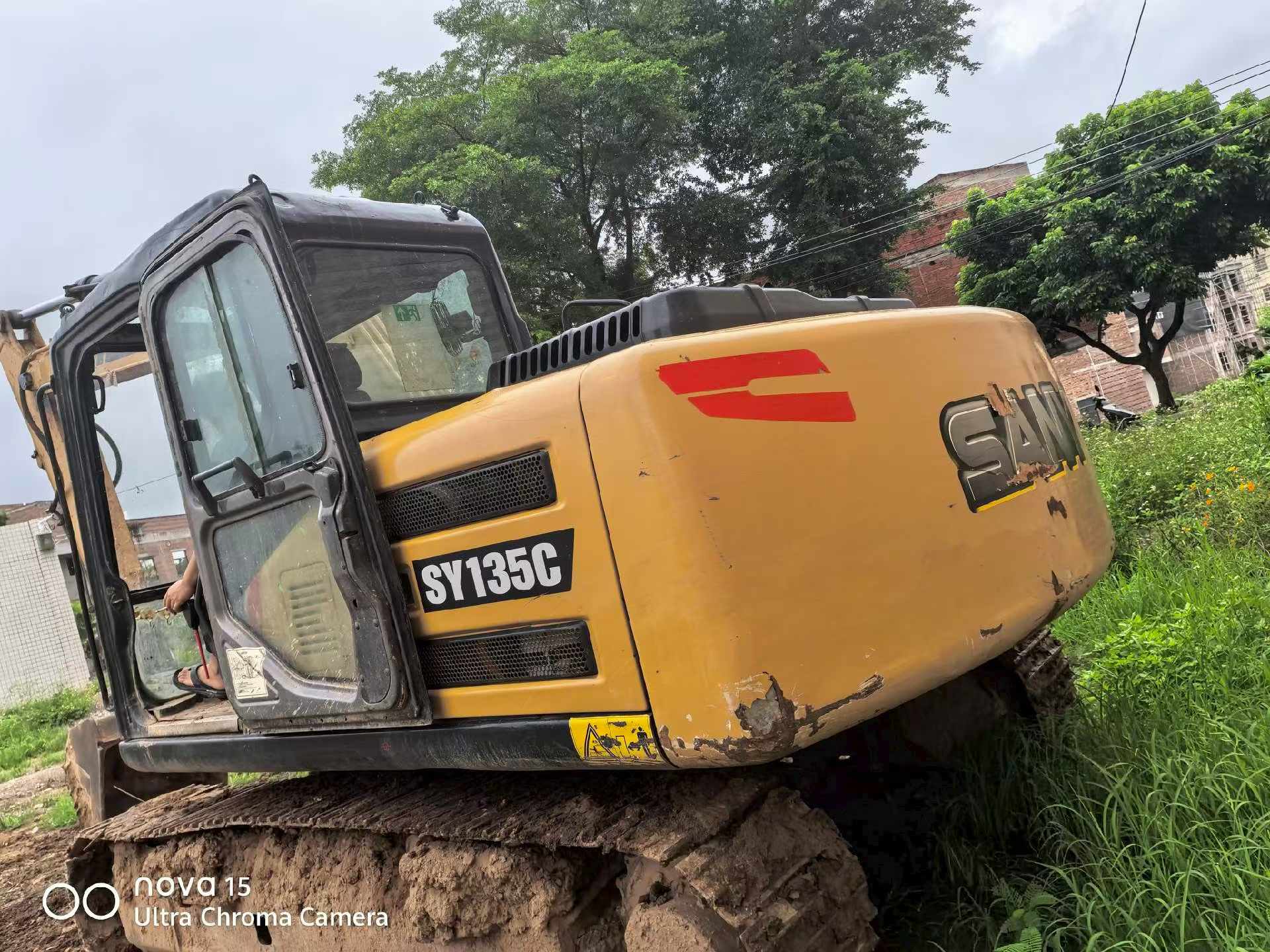 Buy Sany SY135 Used Excavator / 5