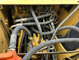 Buy Caterpillar 320D Used Excavator / 7 Buy Caterpillar 320D Used Excavator / 7