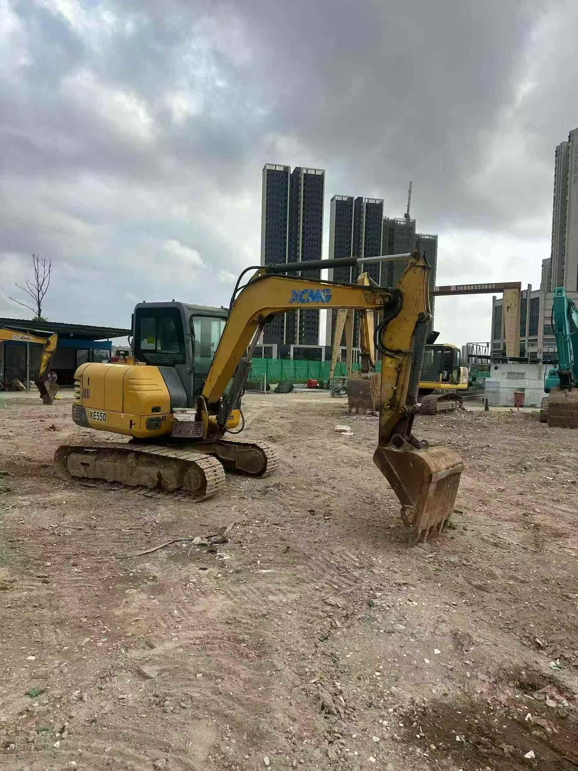 Buy XCMG XE55D Used Excavator / 6