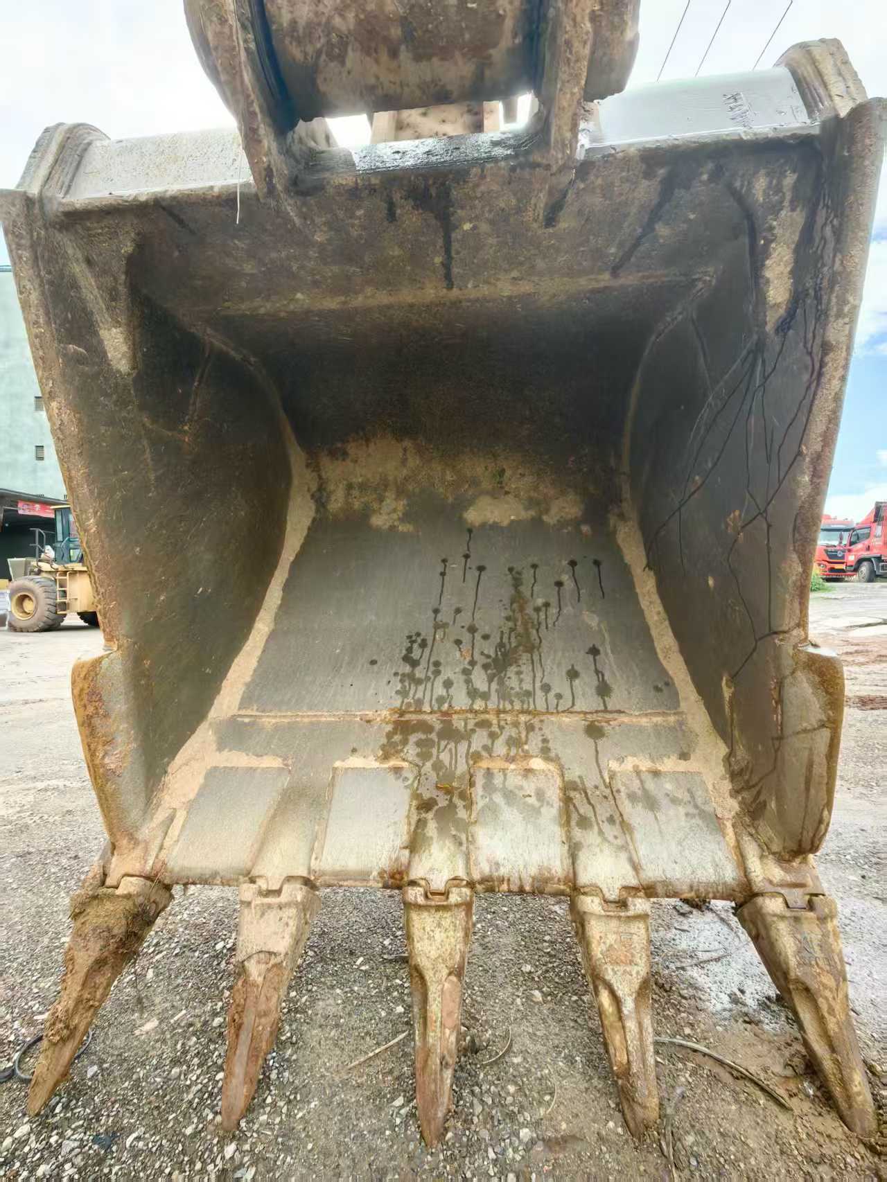 Buy Caterpillar 336E Used Excavator / 4