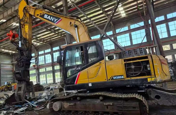 Buy Sany SY205C Used Excavator / 1