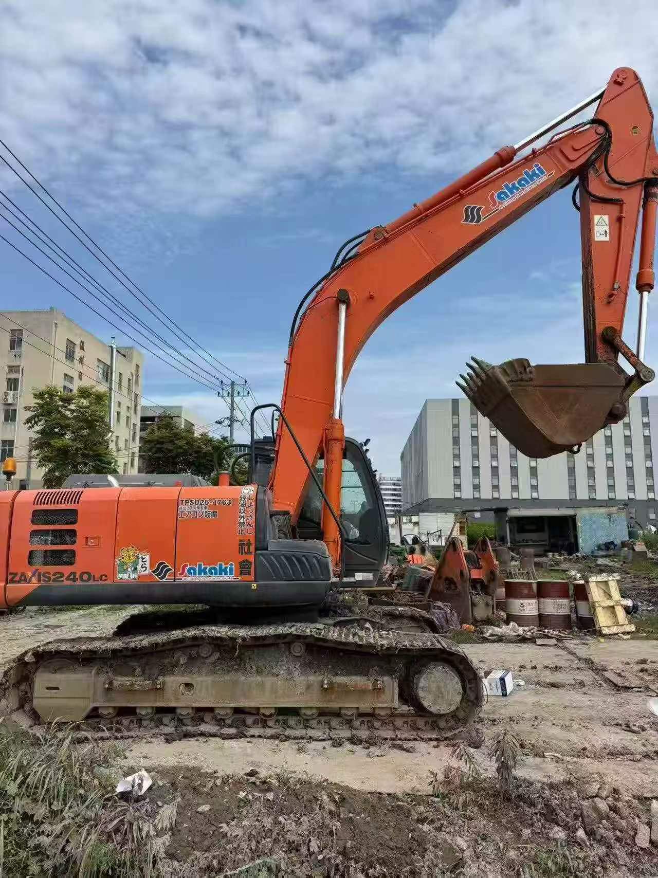 Buy Hitachi ZX240LC Used Excavator / 2