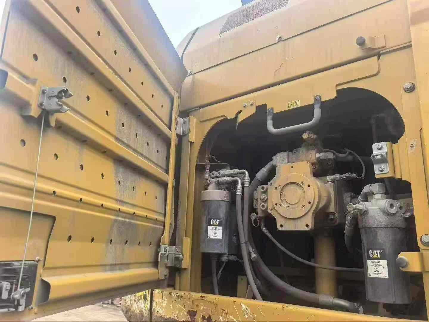 Buy Caterpillar CAT355 Used Excavator / 6