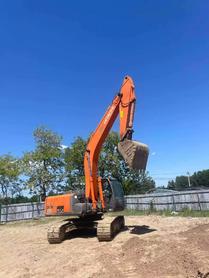 Buy Hitachi ZX240 Used Excavator / 4 Buy Hitachi ZX240 Used Excavator / 4