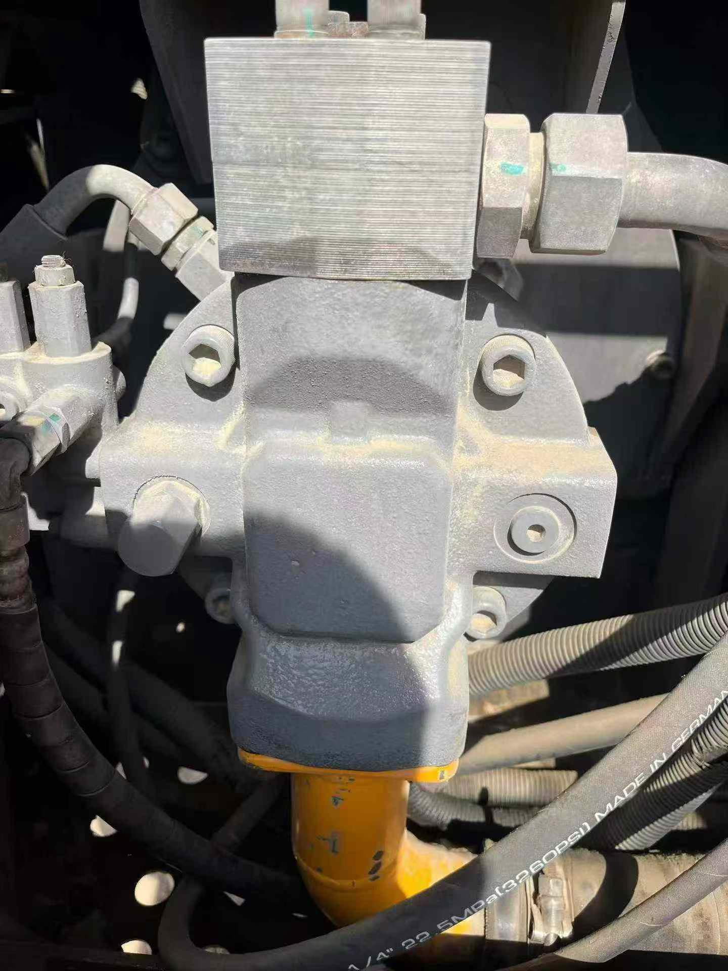Buy Sany SY65C Used Excavator / 7