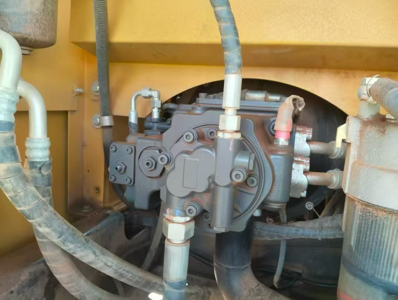 Buy Sany SY135 Used Excavator / 5