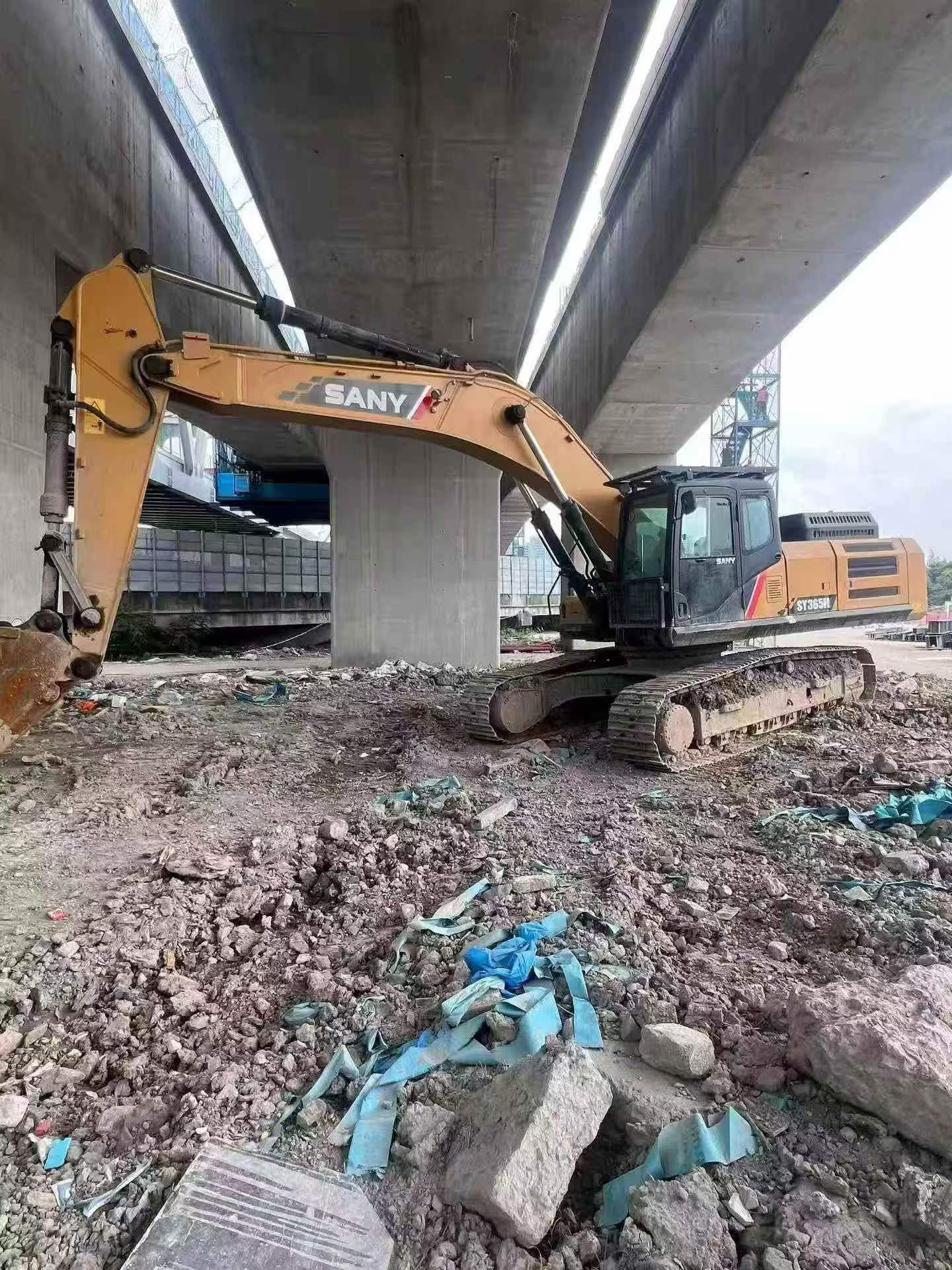 Buy Sany SY365C Used Excavator / 9